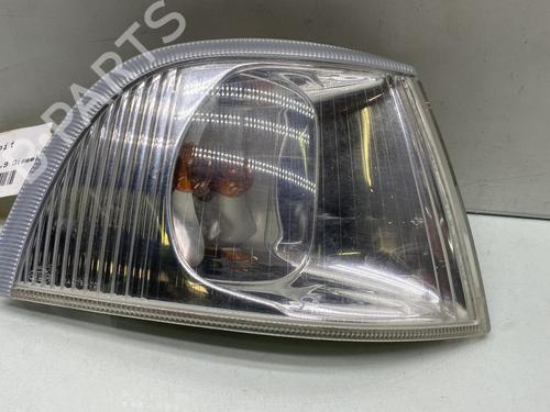 Used Right front indicator VOLVO V40 Estate (645) 1.9 DI (95 hp) 30543053