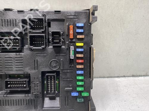 Used Fuse box Fuse box CITROËN C4 I (LC_) 1.4 16V (88 hp) 28519373 28519373