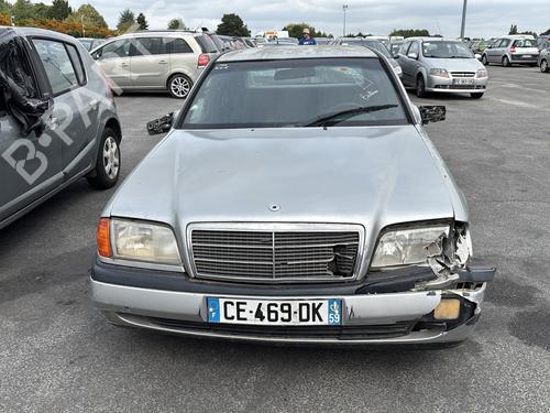 Right front indicator MERCEDES-BENZ C-CLASS (W202) C 220 D (202.121) | BP32314583C33 