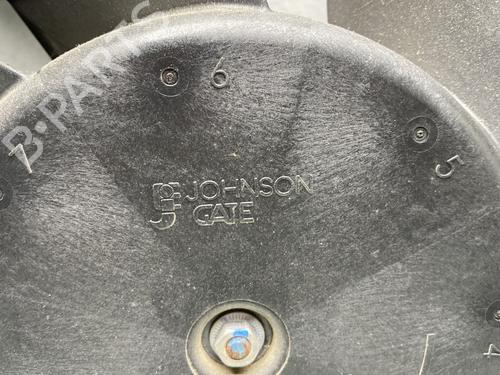 Used Radiator fan Radiator fan PEUGEOT 5008 II (MC_, MJ_, MR_, M4_) 1.2 THP (MRHNYH, MRHNYW, MRHNSJ, MRHNSU, MRHNSM) (131 hp) 31213268 31213268