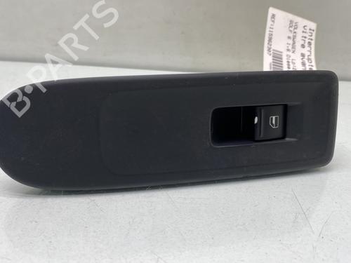 Used Right front window switch VW GOLF VI (5K1) 1.6 TDI (105 hp) 30576308
