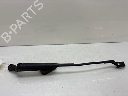 Used Front windshield wiper arm Front windshield wiper arm 37997929 37997929