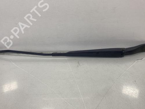 Used Front windshield wiper arm RENAULT MEGANE CC (EZ0/1_) 1.9 dCi (EZ0J, EZ1S) (131 hp) 32682187