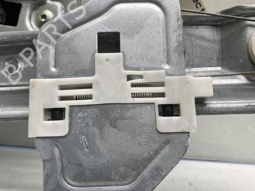 Used Front right window mechanism Front right window mechanism CITROËN C3 III (SX) 1.2 VTi 82 (82 hp) 19962108 19962108