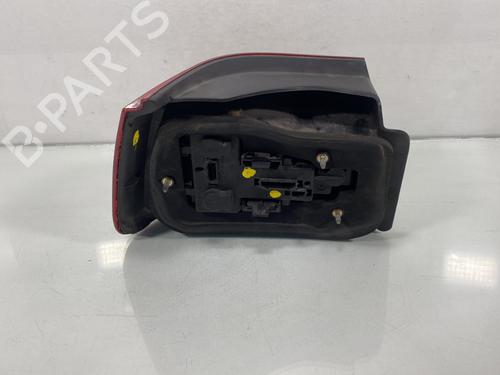 Used Right taillight Right taillight 19980228 19980228