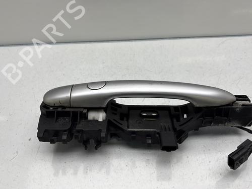 Poignée extérieure avant droite RENAULT SCÉNIC II (JM0/1_) 1.9 dCi (JM0G, JM12, JM1G, JM2C) (120 hp) 30307393