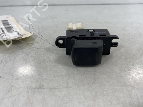 Used Right front window switch NISSAN NOTE (E12) 1.2 (80 hp) 19954938