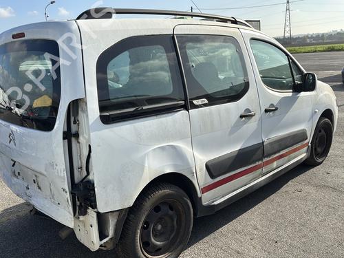 Engine control unit (ECU) CITROËN BERLINGO MULTISPACE (B9) 1.6 HDi 115 | BP22608272M57 
