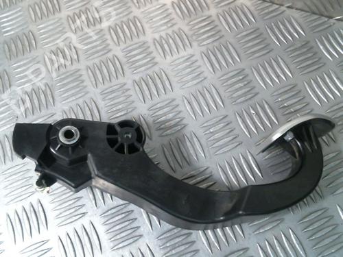 Used Clutch pedal PEUGEOT 2008 I (CU_) 1.6 HDi (92 hp) 26212869