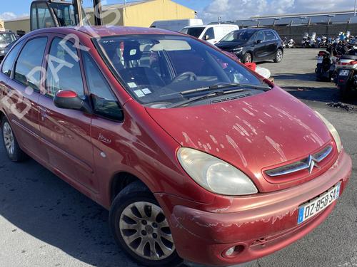 Right headlight CITROËN XSARA PICASSO (N68) 2.0 HDi | BP31185371C29 