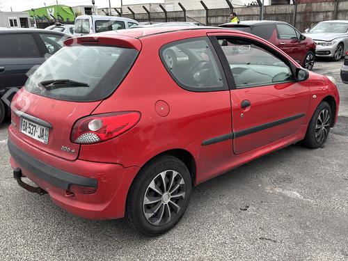 Left taillight PEUGEOT 206+ (2L_, 2M_) 1.4 HDi eco 70 | BP26952801C34 
