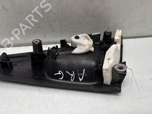 Rear left exterior door handle RENAULT CLIO IV (BH_) 1.2 TCe 120 (BHM0) | BP27708203C130 