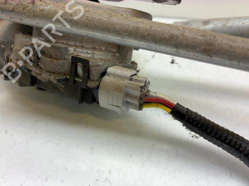 Used Front wiper motor Front wiper motor SUZUKI SX4 S-Cross (JY) 1.0 (AKK 310) (111 hp) 40030879 40030879