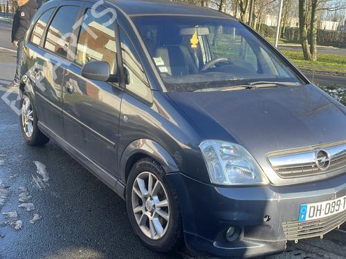 Right front fog light OPEL MERIVA A MPV (X03) 1.7 CDTI (E75) | BP23765076C31 