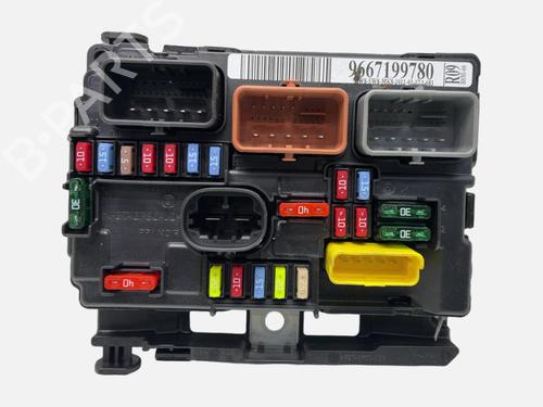 Fuse box CITROËN C3 Picasso (SH_) 1.6 HDi 110 | BP39946342E1 - Image 4