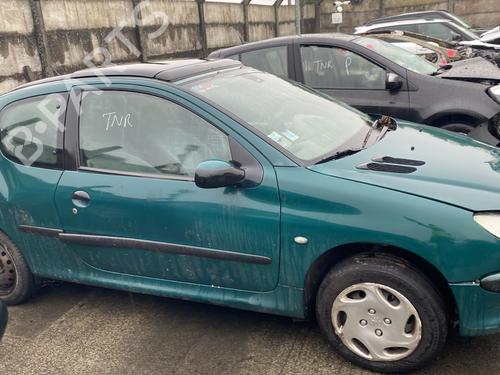 Scheinwerfer links PEUGEOT 206 Hatchback (2A/C) 1.4 i | BP28279818C28 