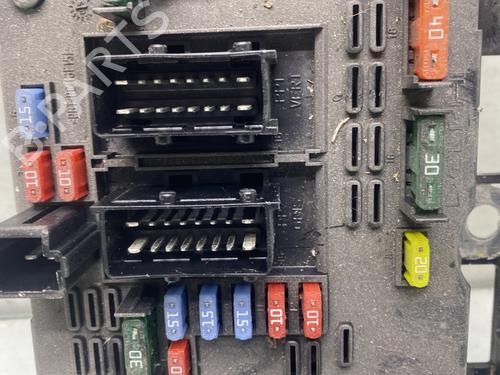 Zekeringkast PEUGEOT 206 CC (2D) 1.6 HDi 110 | BP29841628E1 