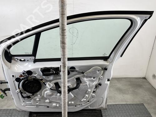 Right front door PEUGEOT 208 I (CA_, CC_) 1.2 VTI 82 | BP29564715C3 