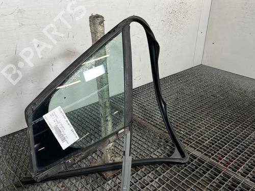 Vidro triangular frente esquerdo Vidro triangular frente esquerdo PEUGEOT 308 I (4A_, 4C_) 1.6 HDi (90 hp) 30132380 30132380