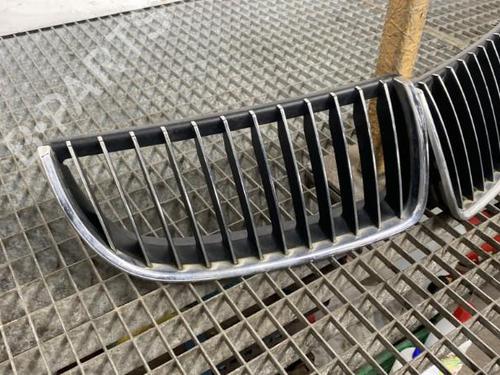 Grille BMW 3 Touring (E91) 320 d | BP20642345C40 