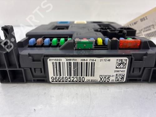 Fuse box CITROËN C3 Picasso (SH_) 1.6 HDI 90 | BP39393477E1 - Image 2