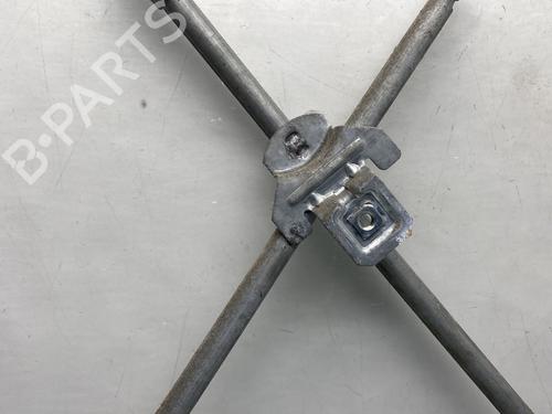 Used Front right window mechanism Front right window mechanism RENAULT 19 I (B/C53_) 1.4 Cat (B/C532) (58 hp) 29615511 29615511