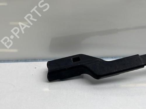 Used Front windshield wiper arm Front windshield wiper arm 19958148 19958148