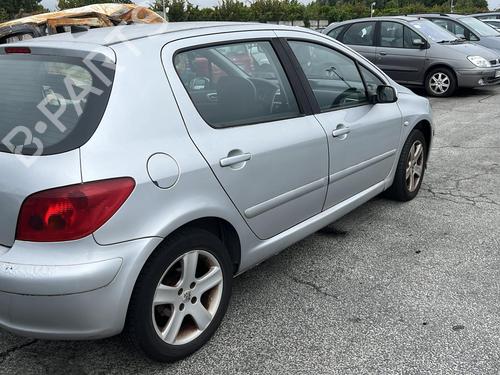 Third brake light PEUGEOT 307 (3A/C) 1.4 HDi | BP31300745L11