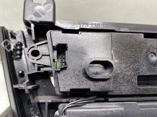 Used Climate control Climate control BMW 3 Touring (F31) 318 d (143 hp) 22713750 22713750