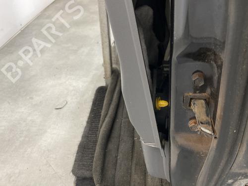 Used Left front door Left front door 21963951 21963951