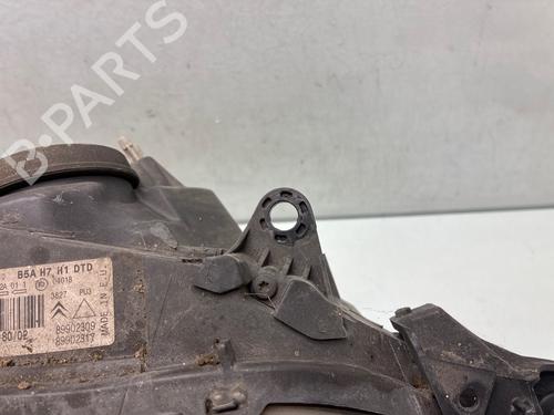 Used Right headlight Right headlight 37525098 37525098