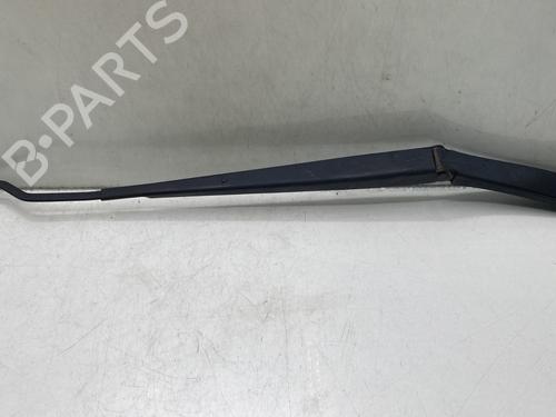 Used Front windshield wiper arm HYUNDAI ix35 (LM, EL, ELH) 1.7 CRDi (116 hp) 24809410