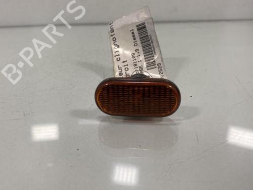 Used Right front indicator Right front indicator RENAULT CLIO II (BB_, CB_) 1.9 D (B/CB0J) (65 hp) 20182316 20182316