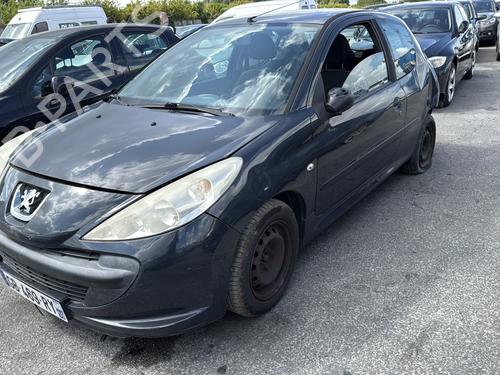 Brugte PEUGEOT 206+ (2L_, 2M_) 1.4 HDi eco 70 (68 hp) 4305812