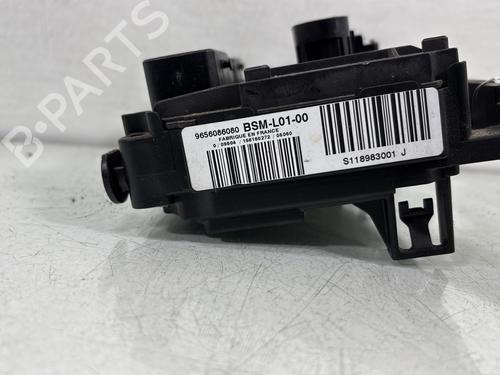 Fuse box PEUGEOT 407 (6D_) 1.6 HDi 110 (6D9HZC, 6D9HYC) | BP29841949E1