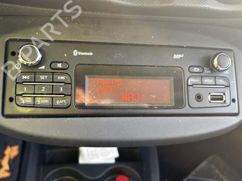 Right front fog light RENAULT TWINGO II (CN0_) 1.2 16V (CN04, CN0B) | BP31189677C31  - Image 19