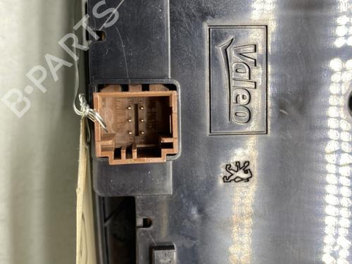 climate-control-peugeot-508-i-8d_-2010-2011-2012-2013-2014-2015-2016-2017-2018-31206039 main image