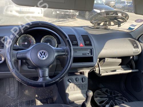 Right headlight VW POLO (6N2) 1.9 SDI | BP29371877C29 