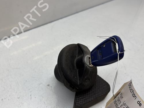 Tankdæksel FIAT PUNTO (188_) 1.2 60 (188.030, .050, .130, .150, .230, .250) (60 hp) 32981022