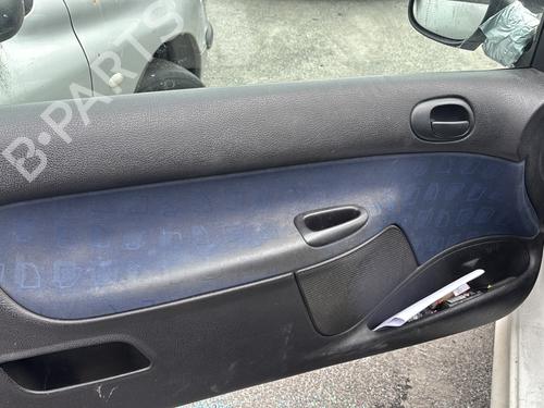 Left headlight PEUGEOT 206 Hatchback (2A/C) 1.4 HDi eco 70 | BP31175977C28 