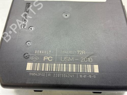 Used Fuse box Fuse box 37452190 37452190