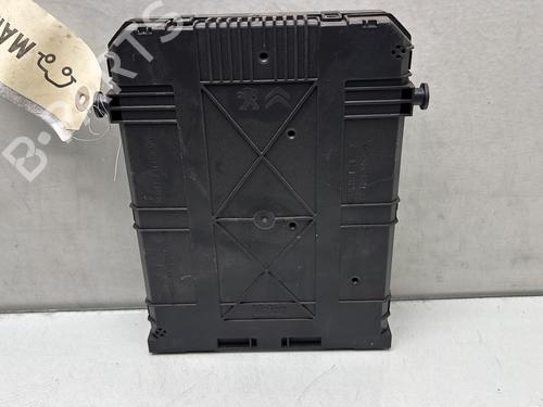 Fuse box PEUGEOT 208 I (CA_, CC_) 1.2 VTI 82 | BP29141736E1