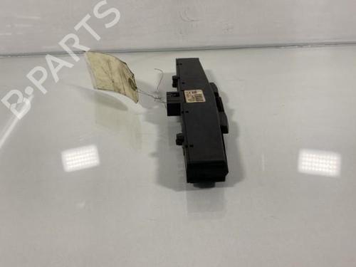 Used Warning switch Warning switch OPEL ZAFIRA / ZAFIRA FAMILY B (A05) 1.6 (M75) (105 hp) 19987415 19987415