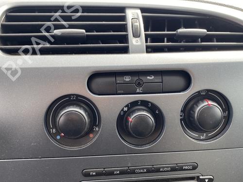 Steering column stalk SEAT LEON (1P1) 1.9 TDI | BP26400526I23 - Image 20