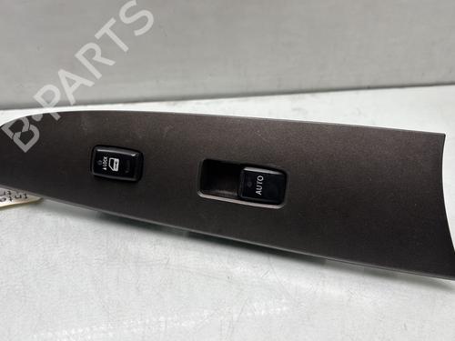 Used Right front window switch LEXUS IS II (_E2_) 220d (ALE20) (177 hp) 29841770