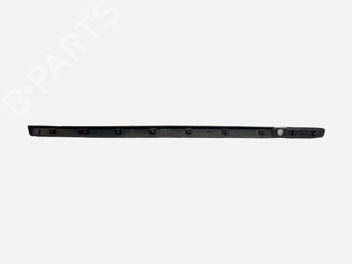 Dørliste Dørliste RENAULT CLIO III (BR0/1, CR0/1) 1.5 dCi (C/BR0G, C/BR1G) (68 hp) 39427104 39427104