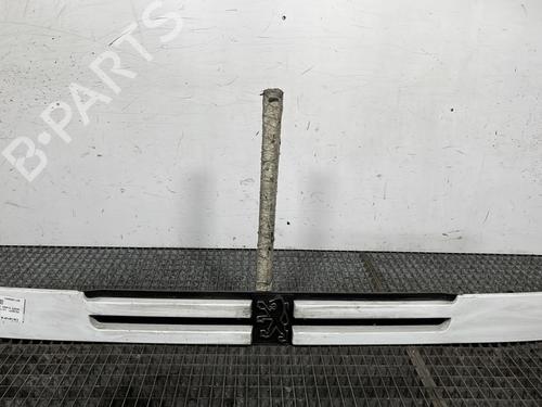 Used Grille PEUGEOT BOXER Van (230L) 2.5 D (86 hp) 27704352