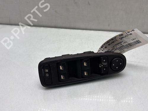 Used Left front window switch CITROËN C4 Picasso I MPV (UD_) 1.6 HDi (109 hp) 28704761