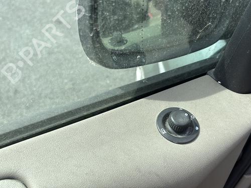 Left headlight RENAULT SCÉNIC II (JM0/1_) 1.5 dCi (JM1E, JM16) | BP31293438C28 