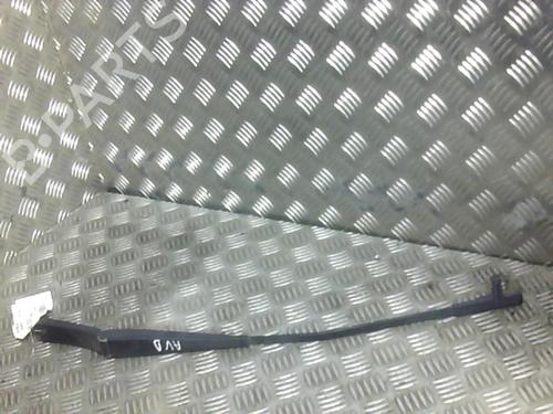 Used Front windshield wiper arm VW GOLF PLUS V (5M1, 521) [2004-2013]  20002334